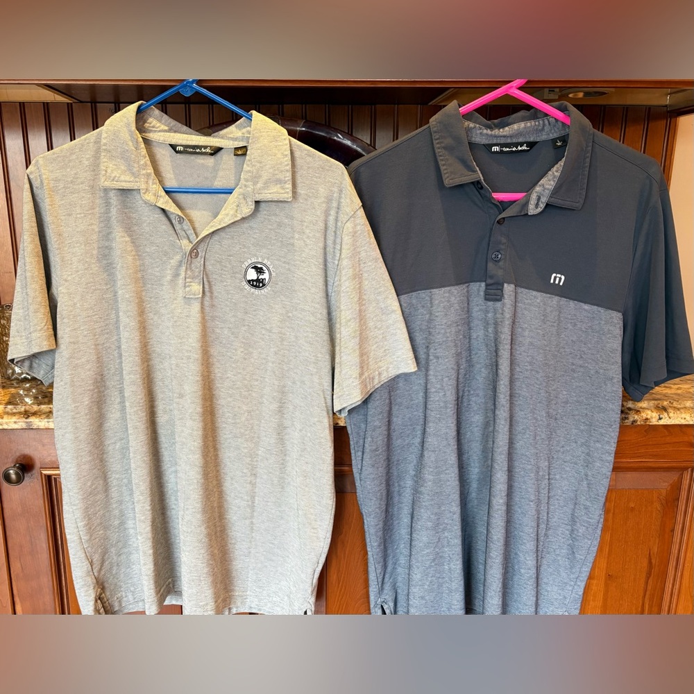 Travis Mathew men’s golf polos (2). Gray w/pebble Beach logo & blue/grey print